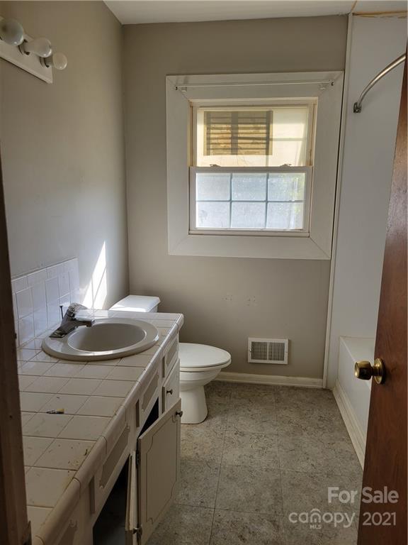3217 Greenbriar Road Concord, NC 28025 - Photo 7 of 27 Gallery Image 7