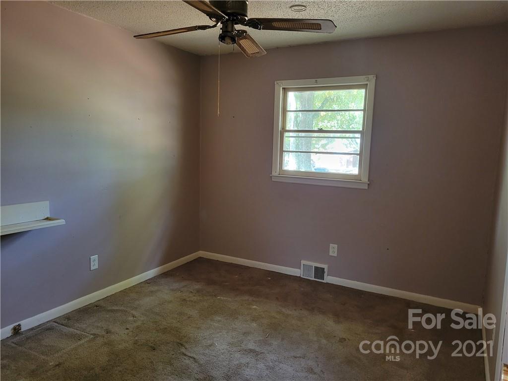 3217 Greenbriar Road Concord, NC 28025 - Photo 9 of 27 Gallery Image 9