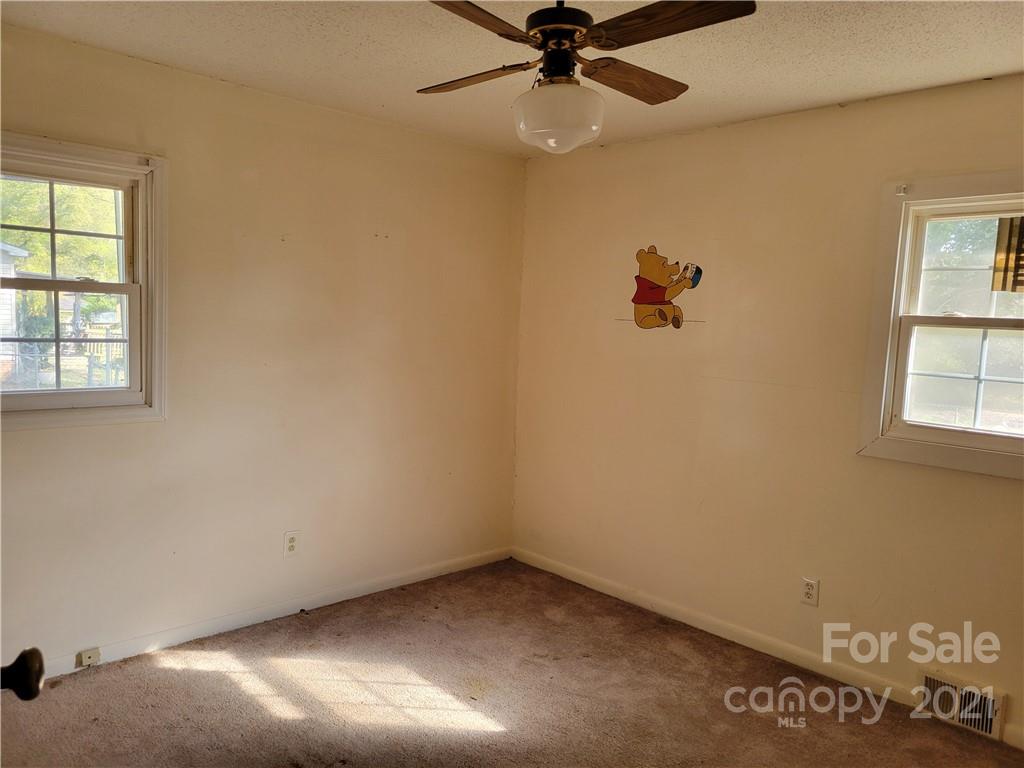 3217 Greenbriar Road Concord, NC 28025 - Photo 10 of 27 Gallery Image 10