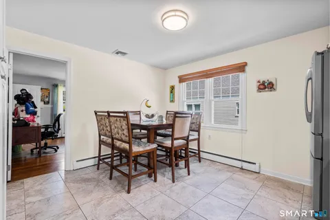 $625,000 | 57 1st Street, Fairfield, CT 06825