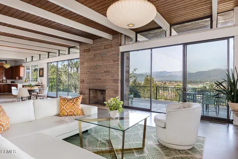 $995,000 | 877 Hillcrest Drive, Pomona, CA 91768