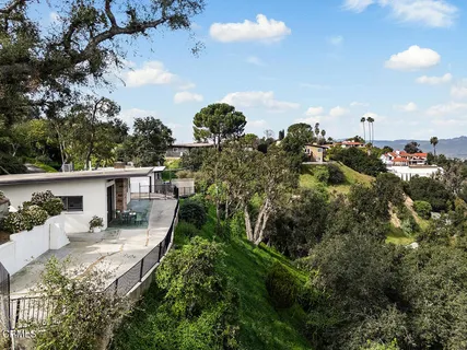 $995,000 | 877 Hillcrest Drive, Pomona, CA 91768