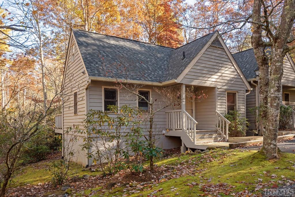 33 Chestnut Ridge, Unit 1 Sapphire, NC 28774 - Photo 2 of 38 Gallery Image 2