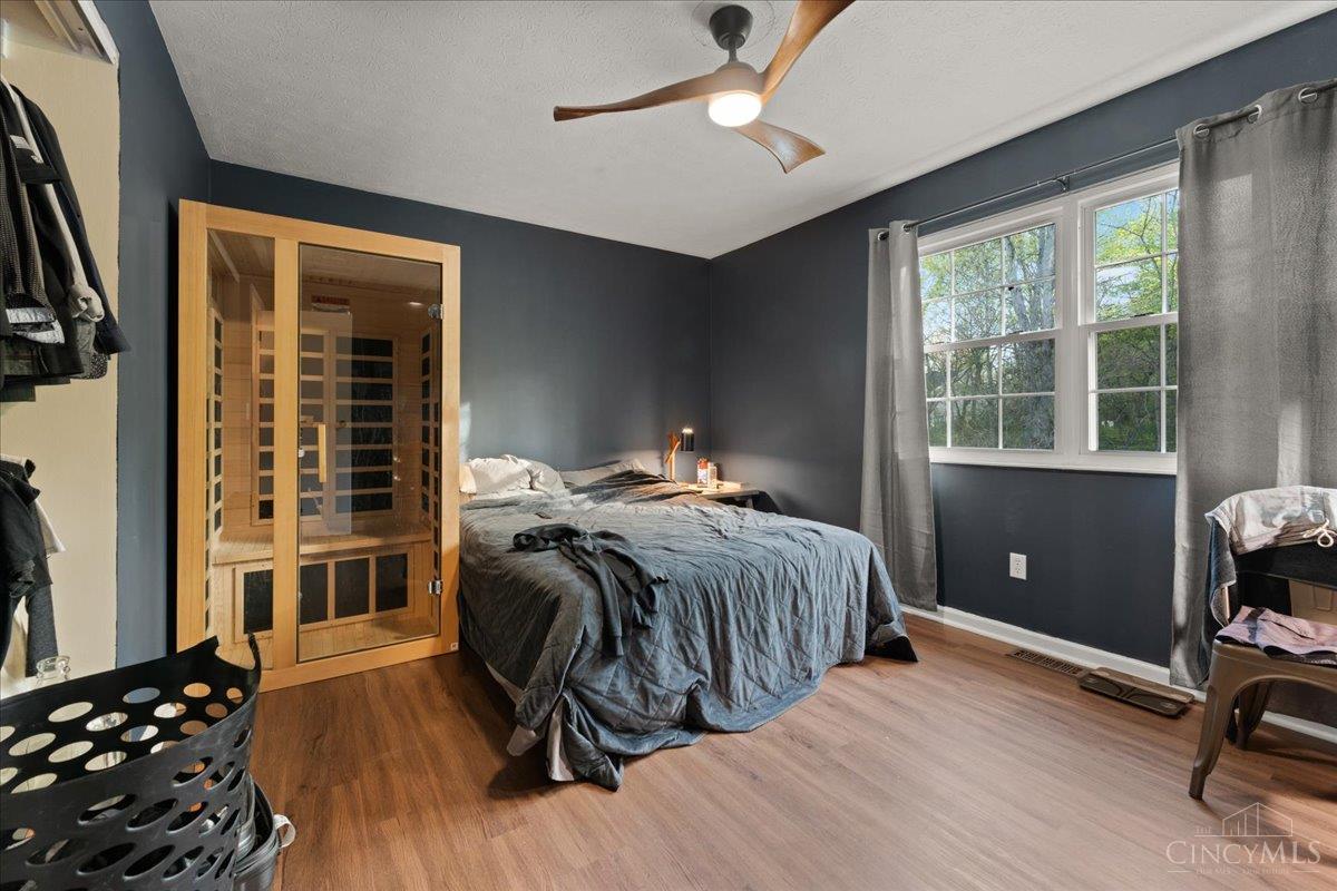 4835 Stoneybrook Road Cincinnati, OH 45244 - Photo 9 of 18 Gallery Image 9