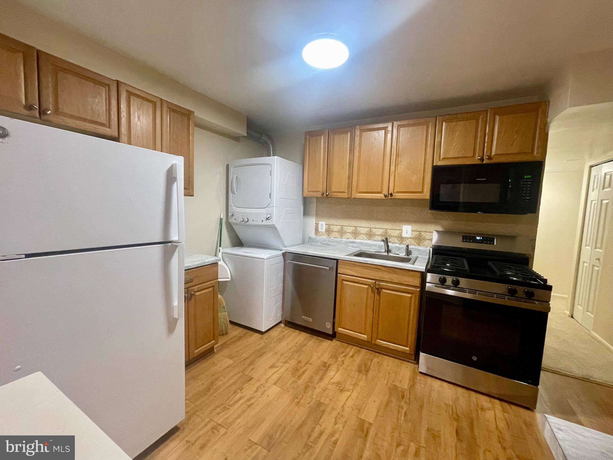 8493 Greenbelt Road, Unit T2 Greenbelt, MD 20770 - Photo 2 of 11 Kitchen 1