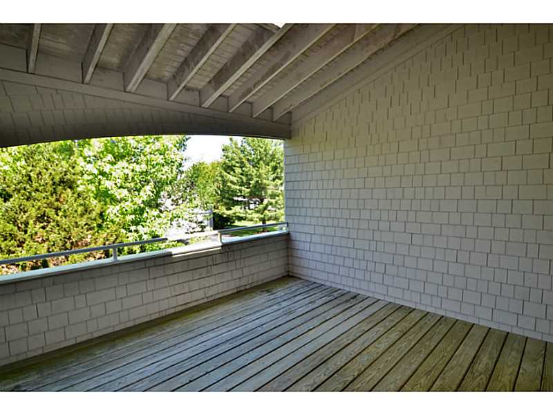 34 Oyster Point, Unit 34 Warren, RI 02885 - Photo 10 of 20 Patio/Deck.