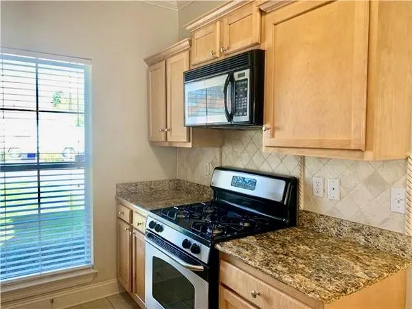 $250,000 | 201 Emerald Oaks Drive, Covington, LA 70433