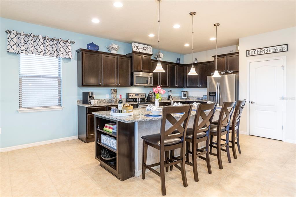 8849 Rhodes Street Kissimmee, FL 34747 - Photo 7 of 78 Gallery Image 7