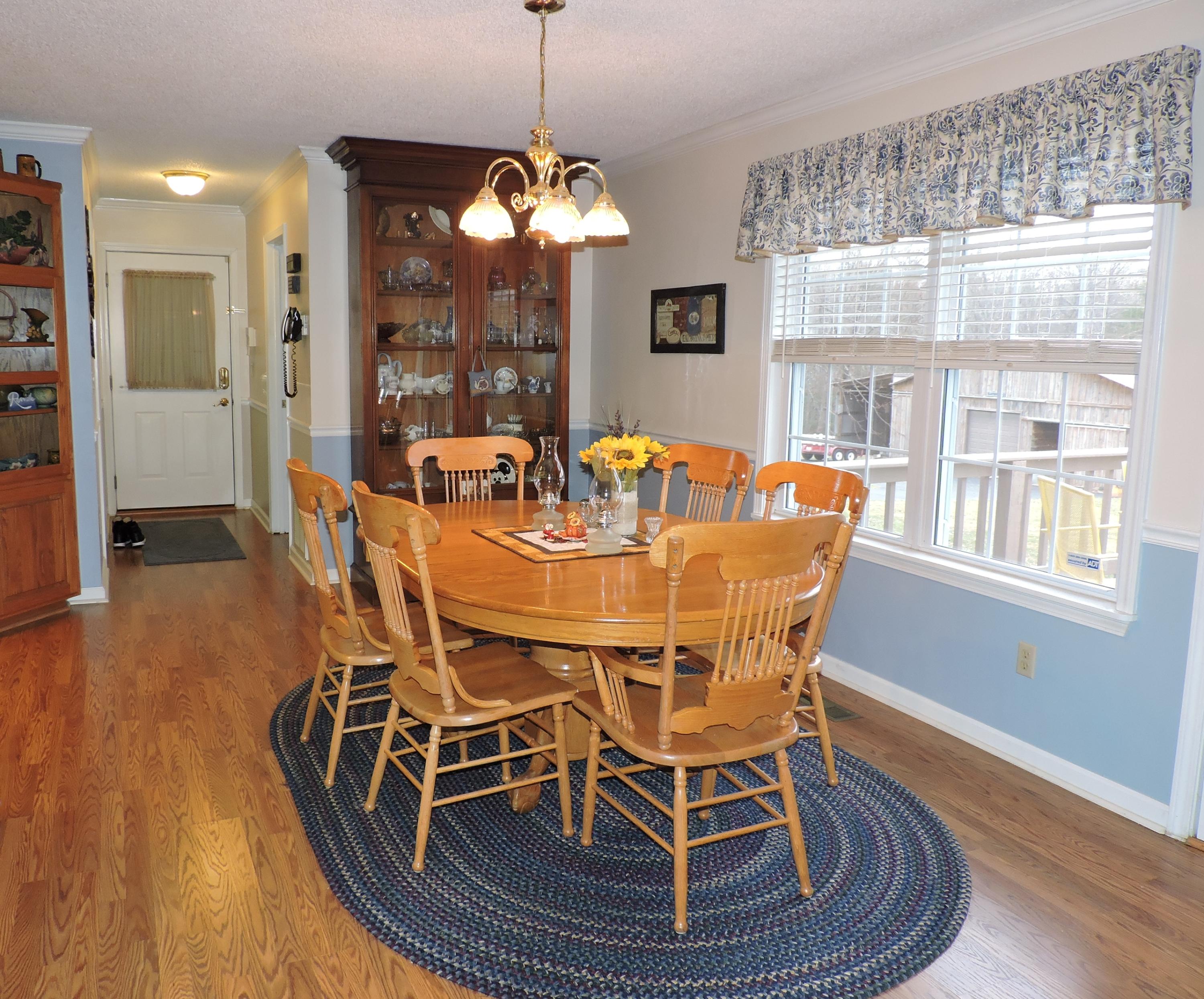 2258 Open Range Road Crossville, TN 38555 - Photo 10 of 34 Dining