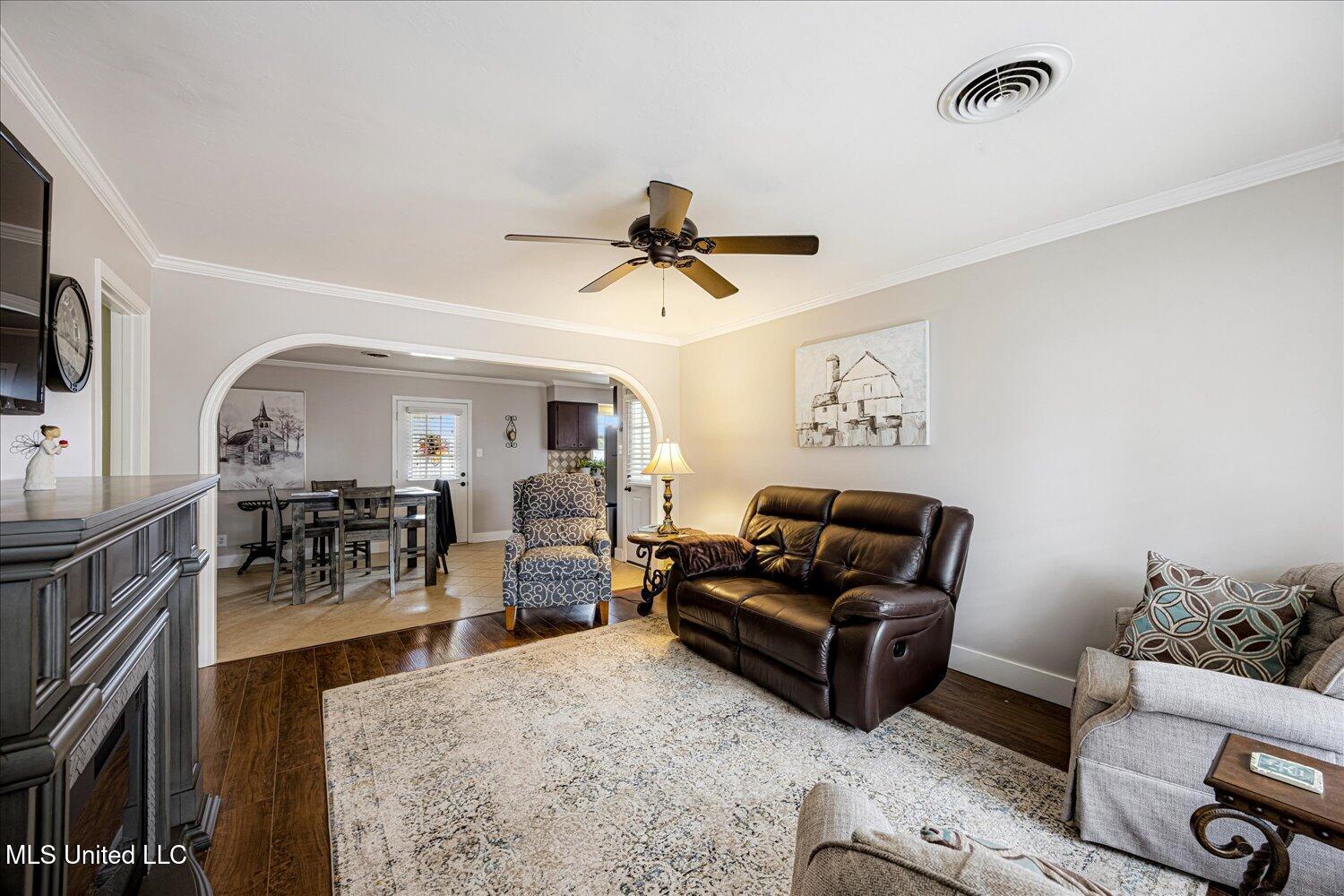 9678 Stuart Street Olive Branch, MS 38654 - Photo 6 of 26 06-06-2687304sj-9678 Stuart St