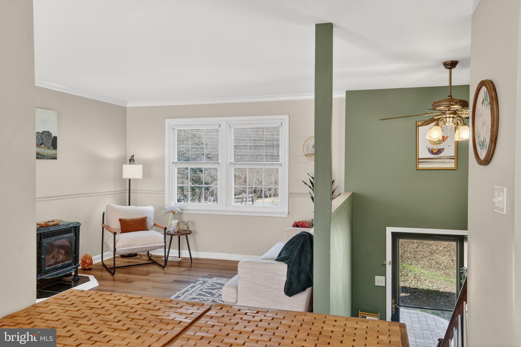 621 Holly Corner Road Fredericksburg, VA 22406 - Photo 19 of 48 Bright and inviting living space with charm.