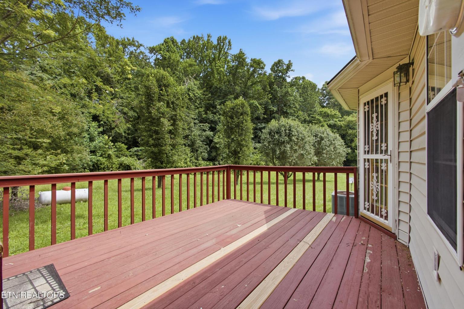 443 Old Poplar Springs Road Kingston, TN 37763 - Photo 11 of 48 11
