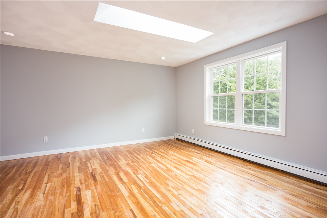 27 Klondike Road Charlestown, RI 02813 - Photo 11 of 29