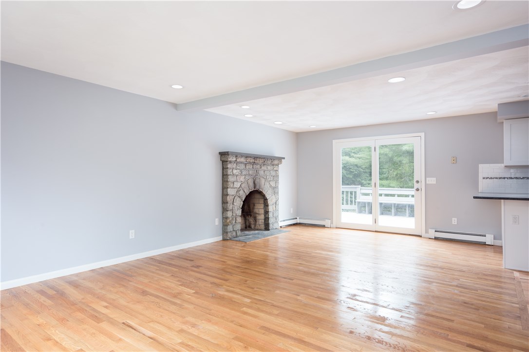 27 Klondike Road Charlestown, RI 02813 - Photo 7 of 29