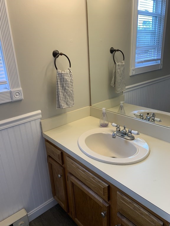 11 Moreland Avenue, Unit WINTER Hull, MA 02045 - Photo 8 of 17