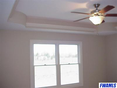 214 Grey Goose Boulevard Decatur, IN 46733 - Photo 8 of 12
