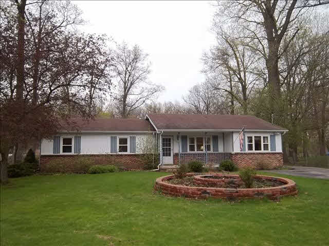2255 West Dean Road Temperance, MI 48182 - Photo 1 of 3 Nicely Landscaped