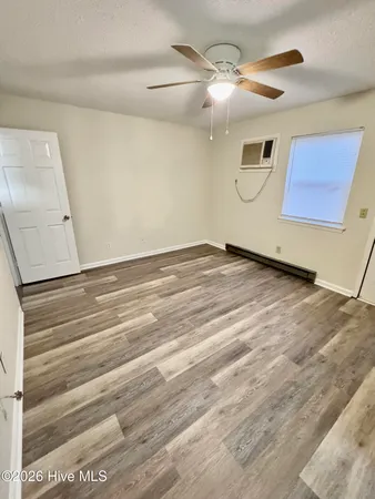 $699 | 3216 Summer Place, Unit 2, Greenville, NC 27834