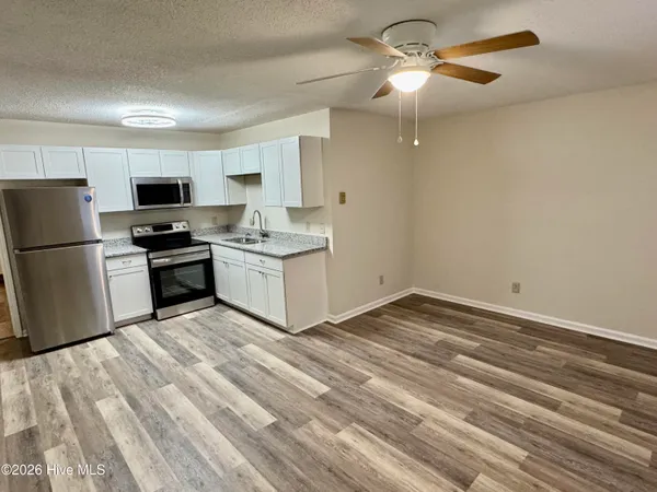 $699 | 3216 Summer Place, Unit 2, Greenville, NC 27834