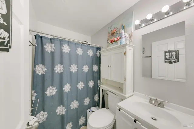 $459,000 | 450 Priddy Drive, Dixon, CA 95620