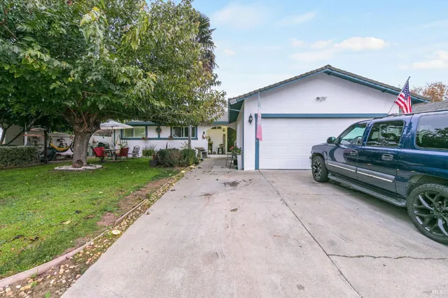 $459,000 | 450 Priddy Drive, Dixon, CA 95620