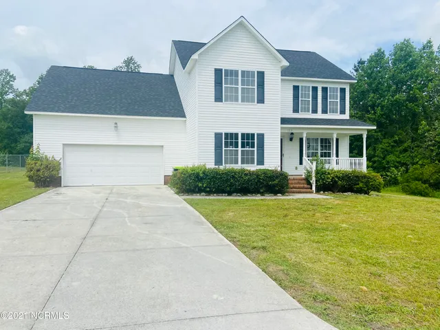 $1,800 | 129 Mendover Drive, Jacksonville, NC 28546