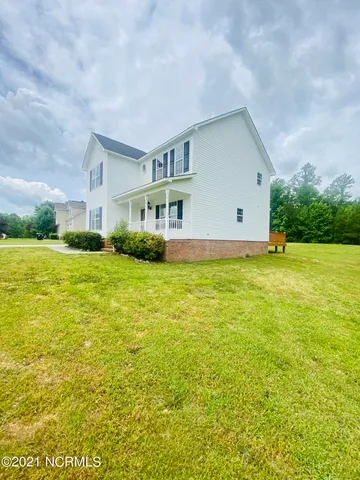 $1,800 | 129 Mendover Drive, Jacksonville, NC 28546