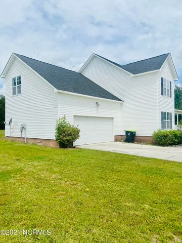 $1,800 | 129 Mendover Drive, Jacksonville, NC 28546