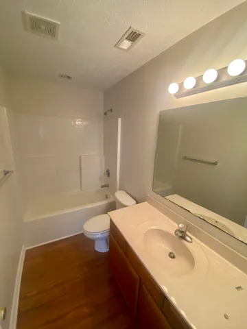 $1,800 | 129 Mendover Drive, Jacksonville, NC 28546