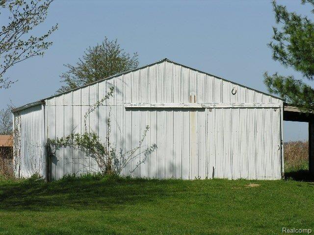 Barn