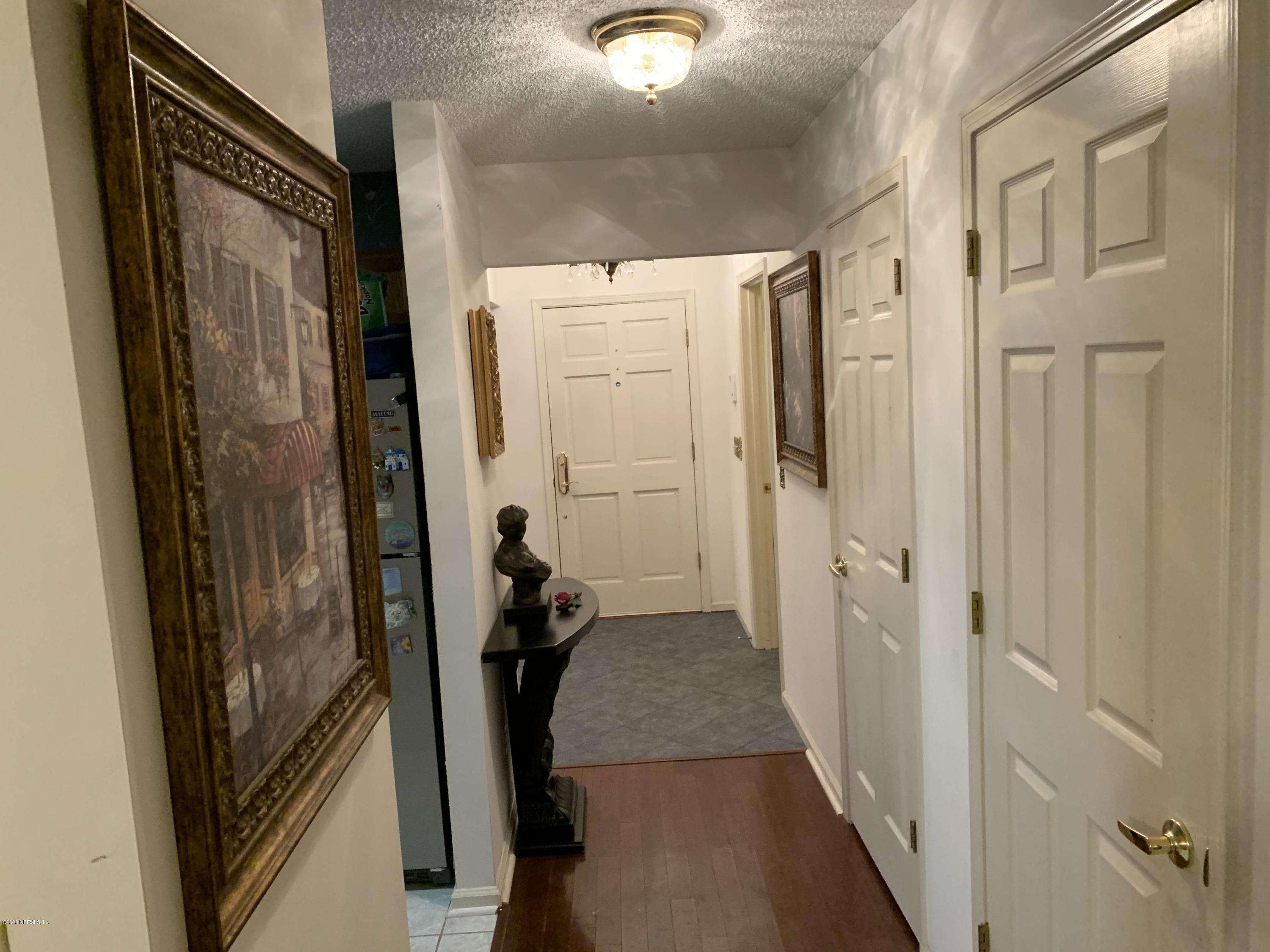 11928 Remsen Road Jacksonville, FL 32223 - Photo 7 of 28 31876946_26_1604987893