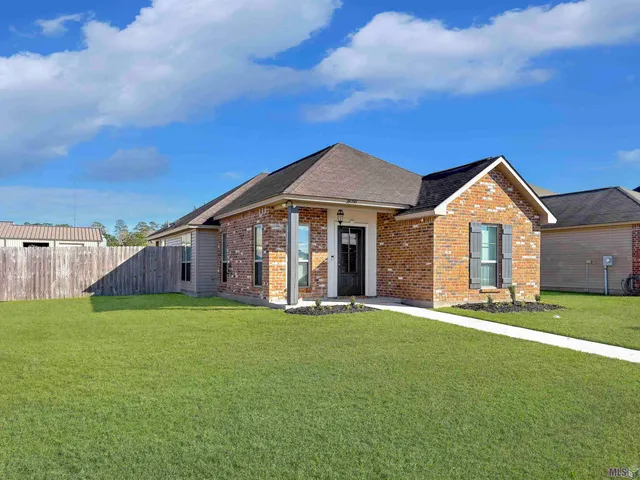 $225,000 | 28350 Lake Borgne Drive, Livingston, LA 70754