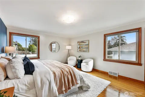 $1,200,000 | 10850 Marine View Drive Southwest, Seattle, WA 98146