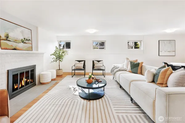 $1,200,000 | 10850 Marine View Drive Southwest, Seattle, WA 98146