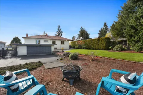 $1,200,000 | 10850 Marine View Drive Southwest, Seattle, WA 98146