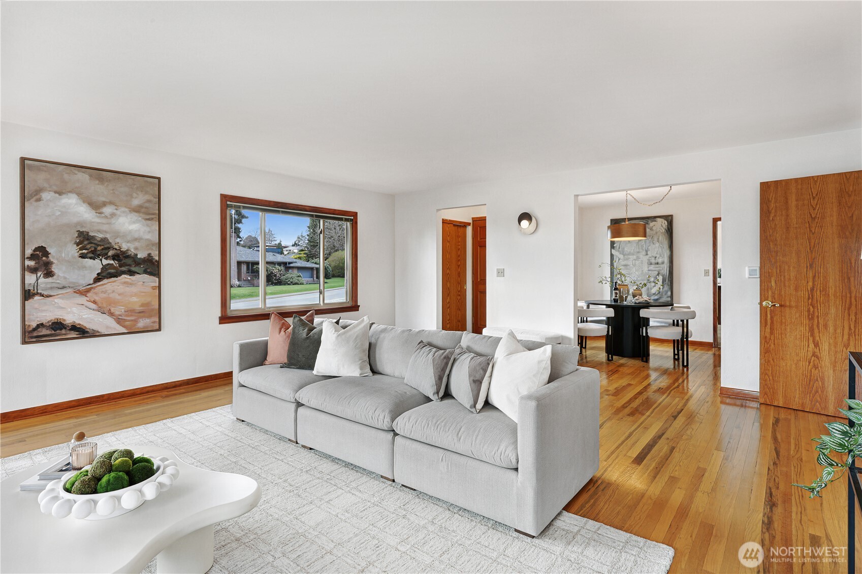10850 Marine View Drive Southwest Seattle, WA 98146 - Photo 7 of 36