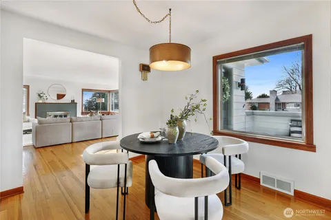 $1,200,000 | 10850 Marine View Drive Southwest, Seattle, WA 98146