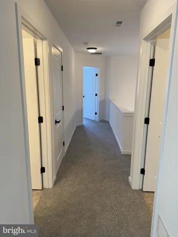 a view of livingroom with furniture