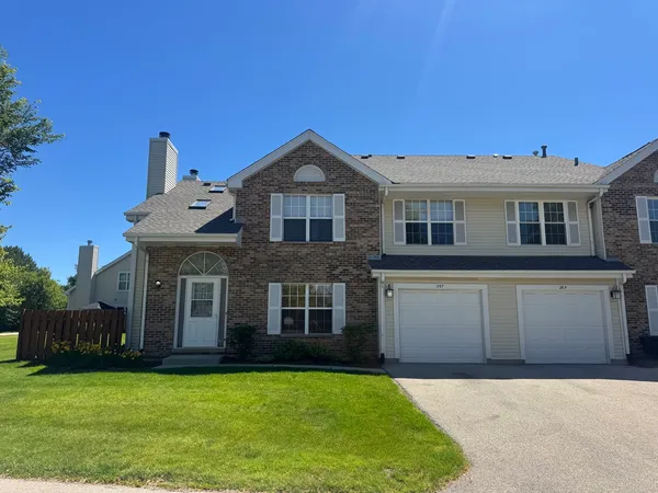 $275,000 | 267 Yorkshire Court, Gurnee, IL 60031