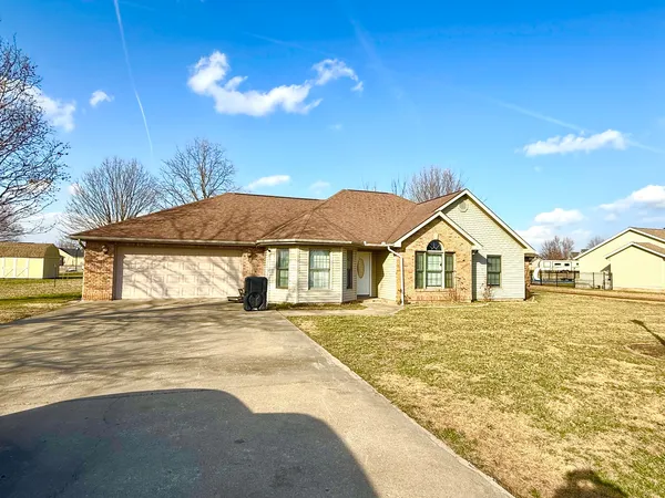 $259,900 | 404 Bogie Drive, Herrin, IL 62948