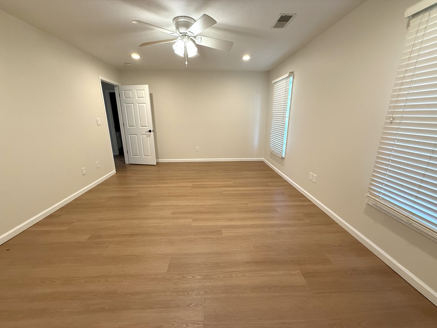 404 Bogie Drive Herrin, IL 62948 - Photo 10 of 20