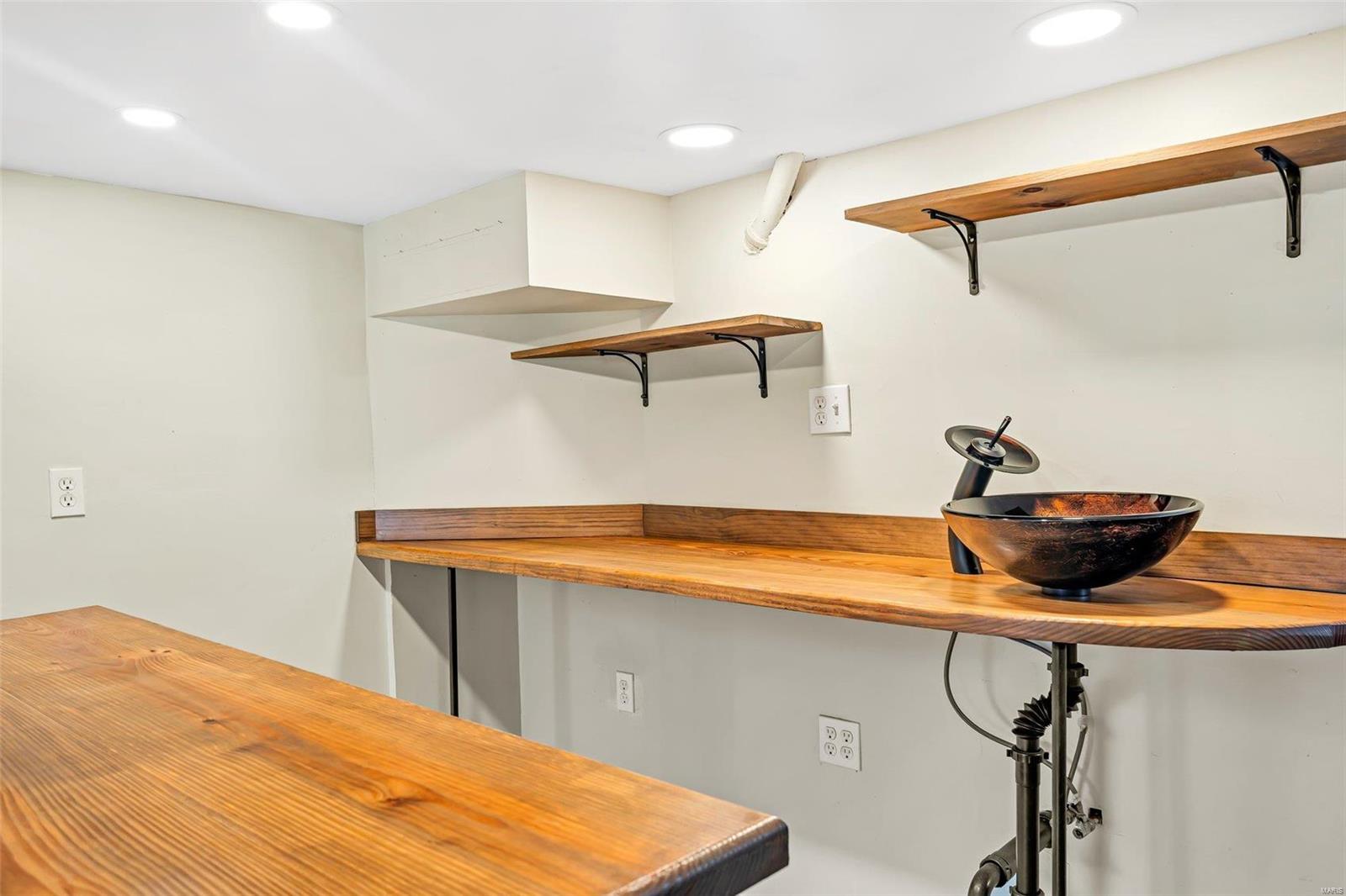 5524 Kerth Road St. Louis, MO 63128 - Photo 25 of 33 Gallery Image 25