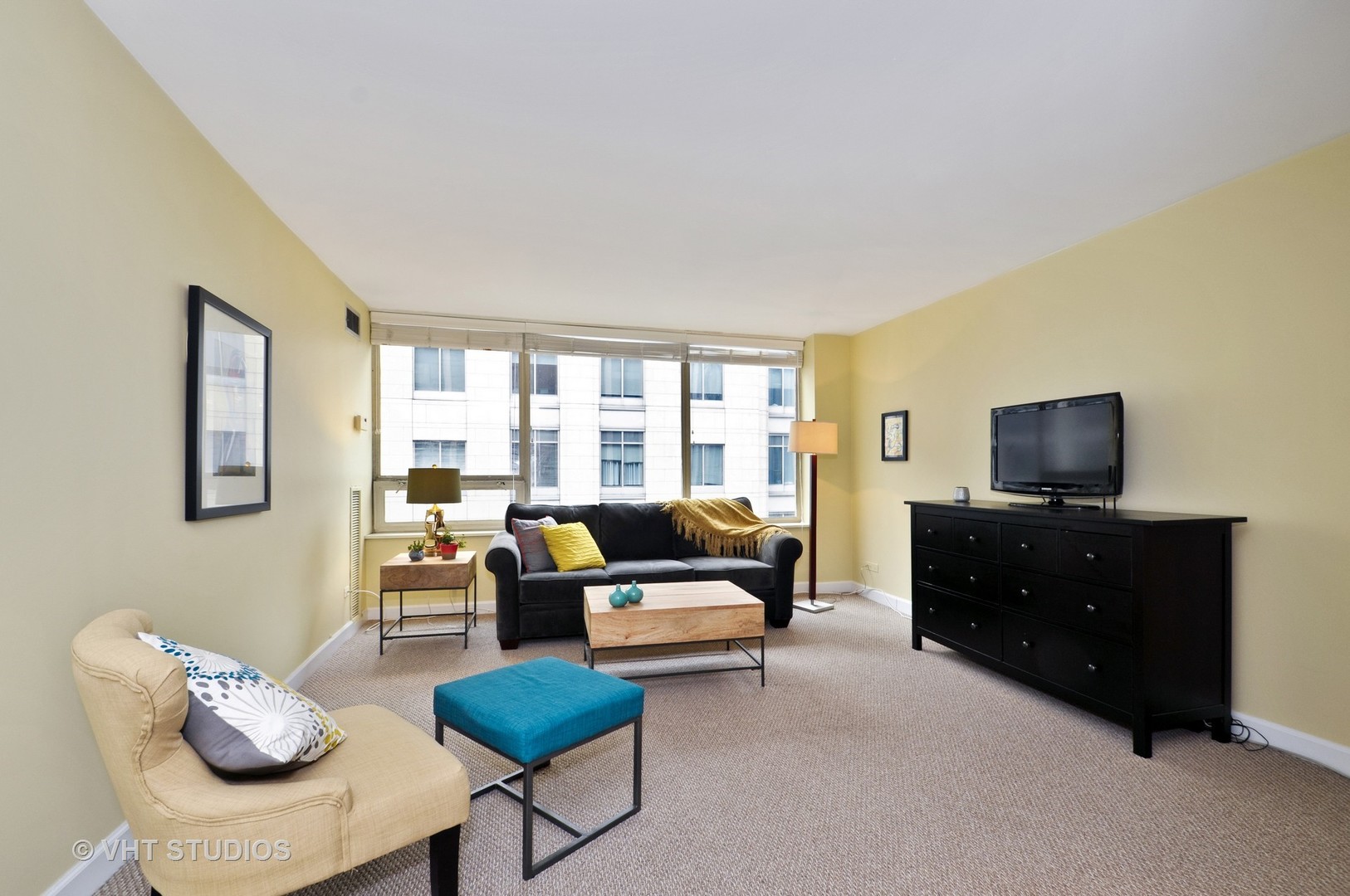 233 East Erie Street, Unit 2002 Chicago, IL 60611 - Photo 2 of 10