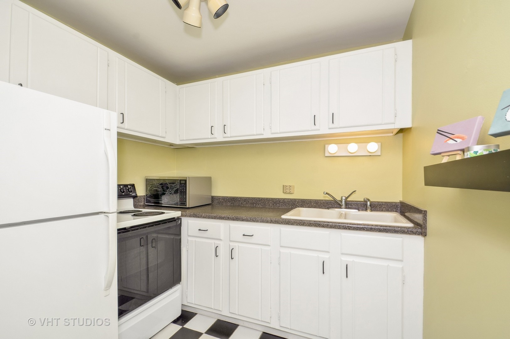 233 East Erie Street, Unit 2002 Chicago, IL 60611 - Photo 5 of 10