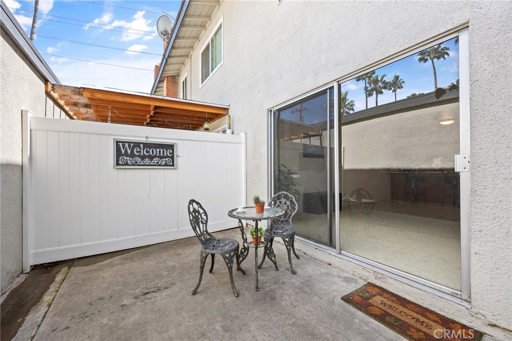 1435 Prospect Avenue, Unit B Placentia, CA 92870 - Photo 26 of 27 a view of a hallway with furniture and front door