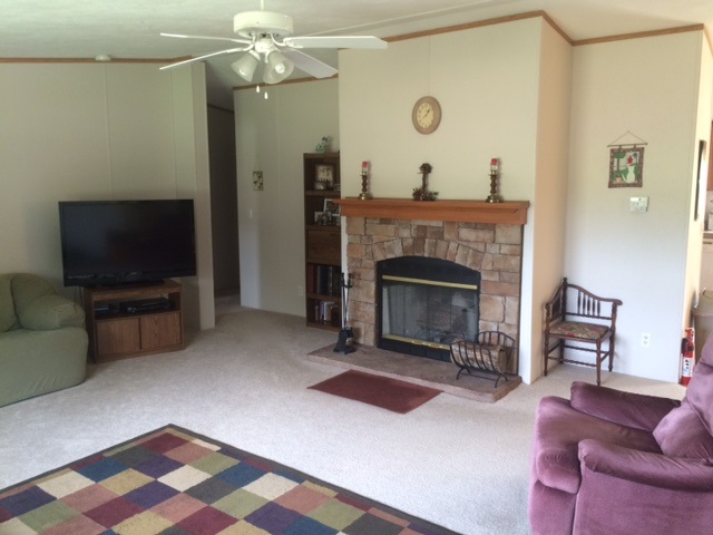 8725 Barter Road Mount Vernon, IN 47620 - Photo 3 of 16 Gallery Image 3