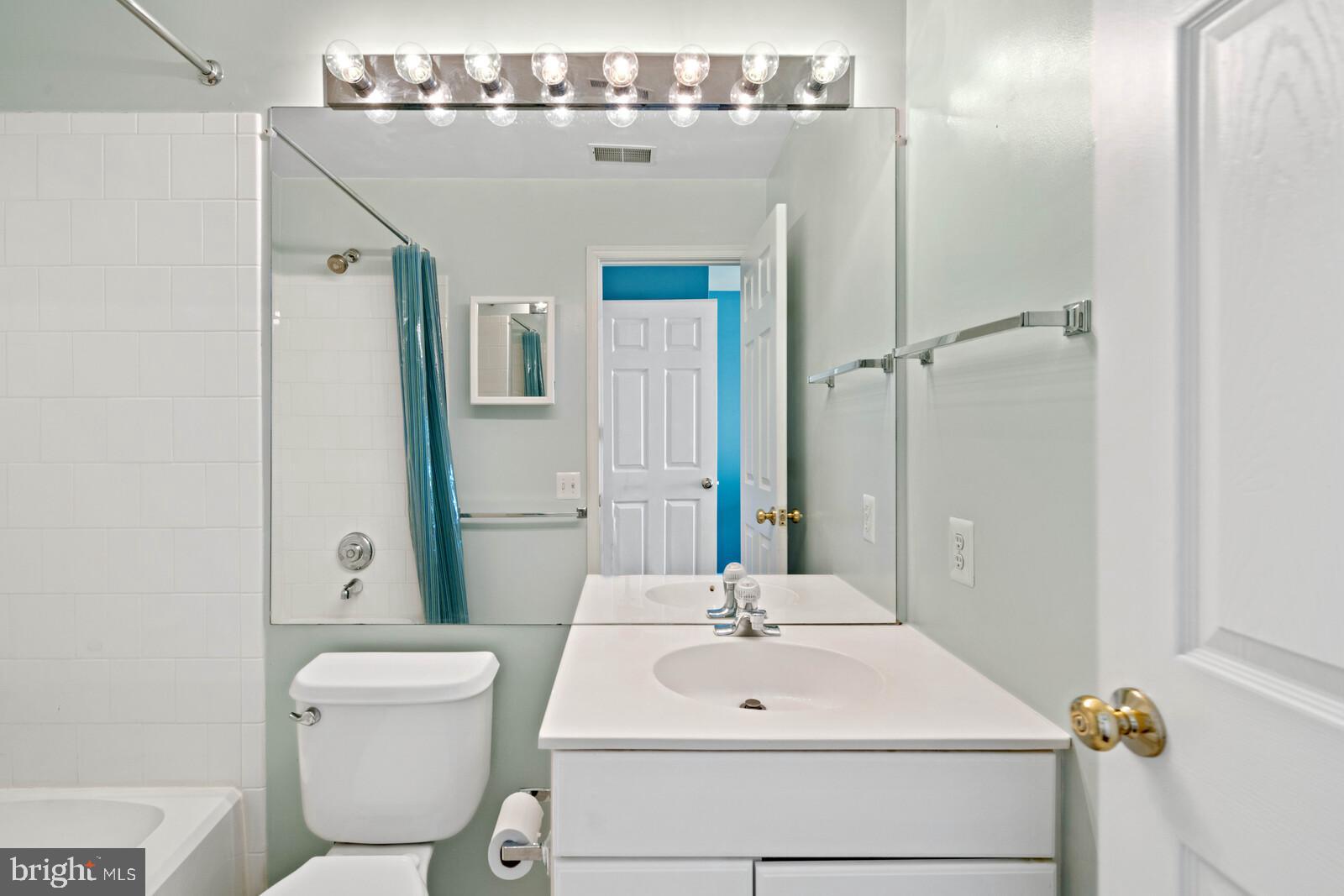 6027 Riddle Walk Alexandria, VA 22312 - Photo 23 of 33 Gallery Image 23