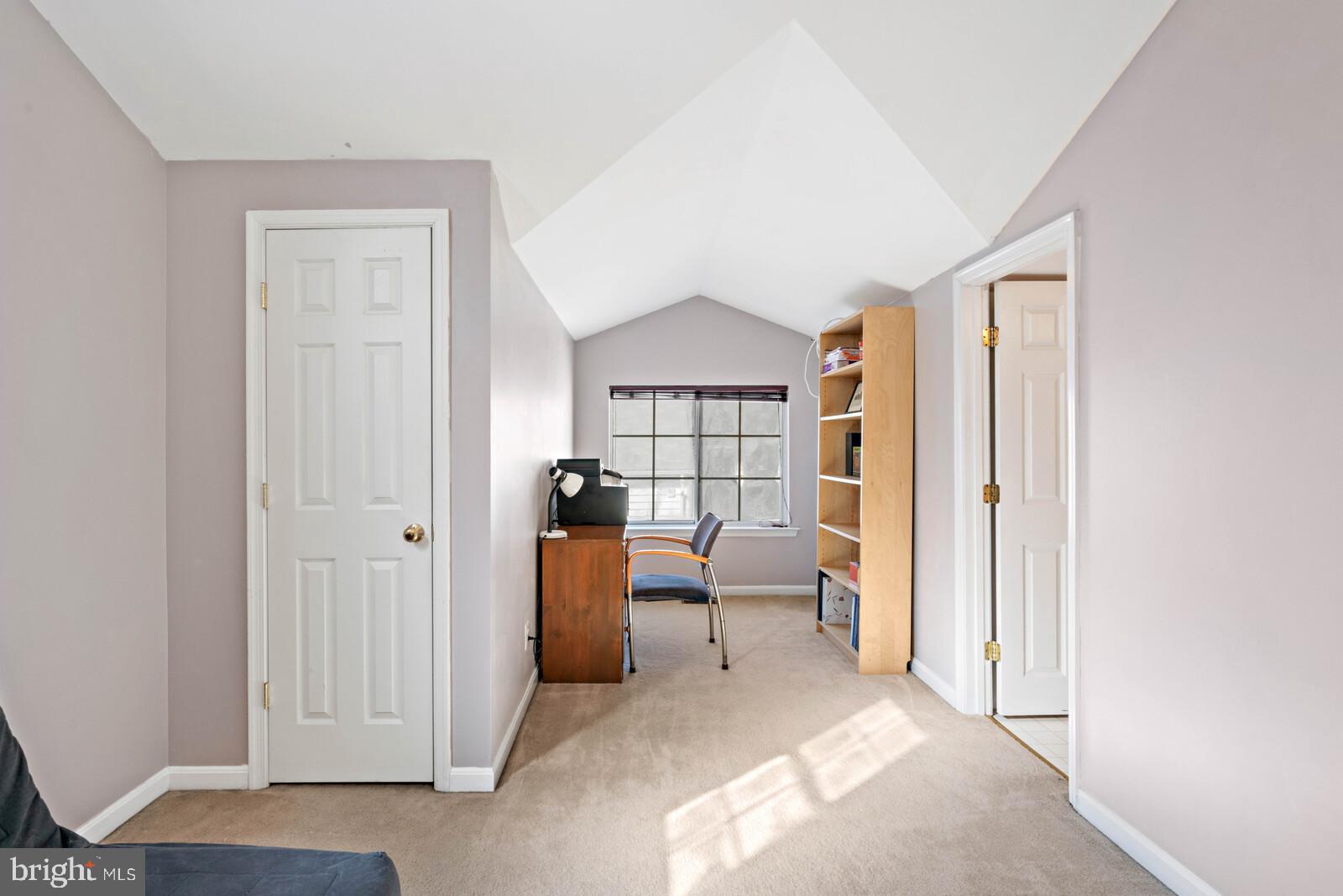 6027 Riddle Walk Alexandria, VA 22312 - Photo 28 of 33 Gallery Image 28