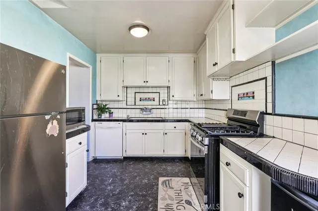 $984,900 | 6539 Blucher Avenue, Van Nuys, CA 91406