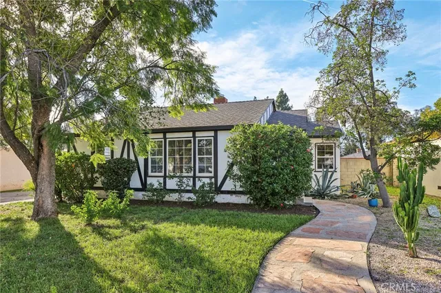 $984,900 | 6539 Blucher Avenue, Van Nuys, CA 91406